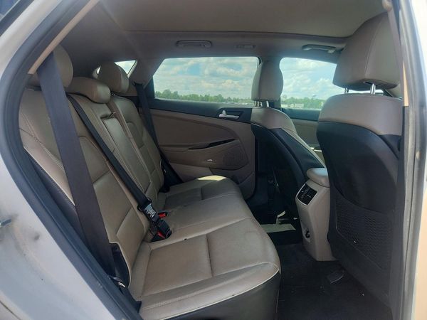 2020 HYUNDAI TUCSON