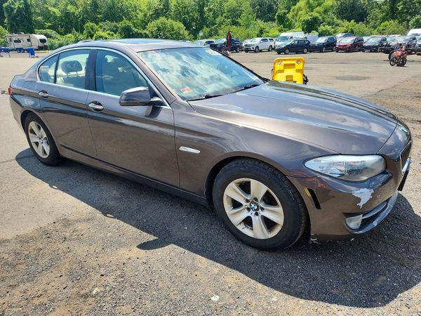 2013 BMW 5 SERIES — Passenger 3/4