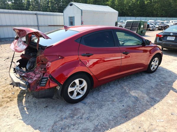 2015 HYUNDAI ELANTRA