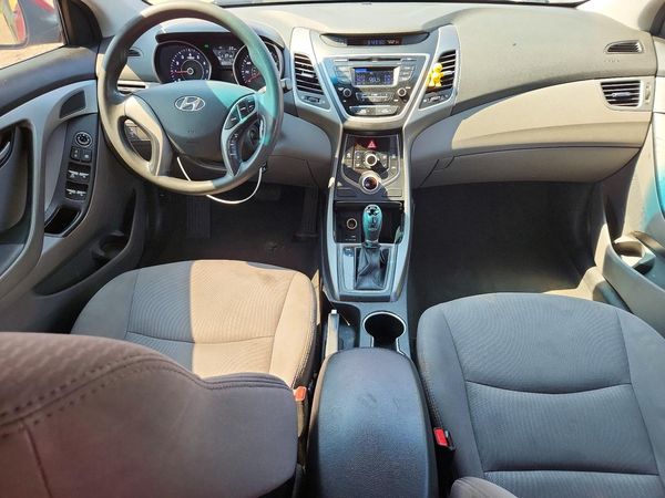 2015 HYUNDAI ELANTRA