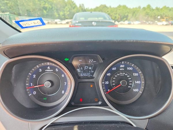 2015 HYUNDAI ELANTRA