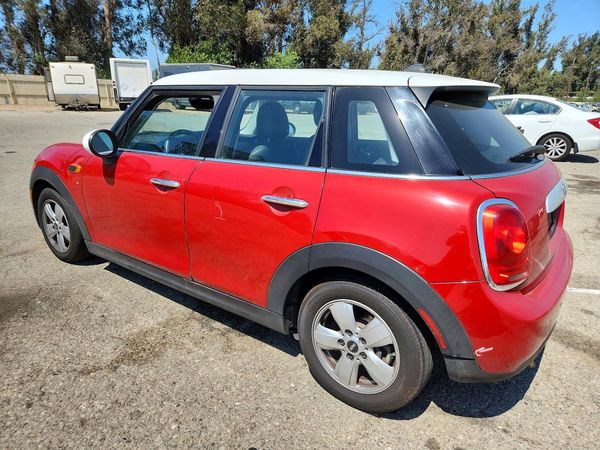2015 MINI COOPER