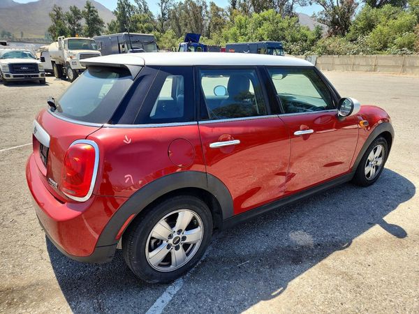 2015 MINI COOPER