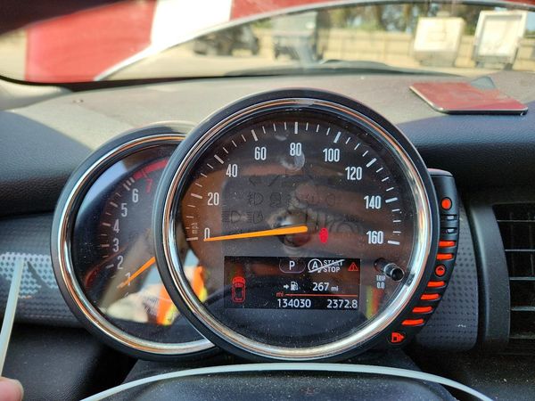 2015 MINI COOPER