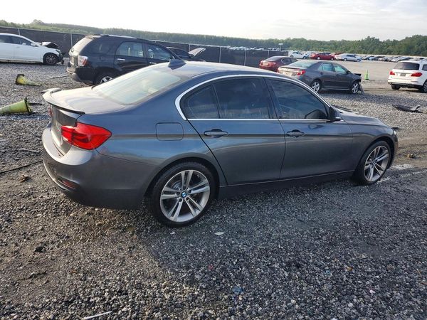 2018 BMW 330
