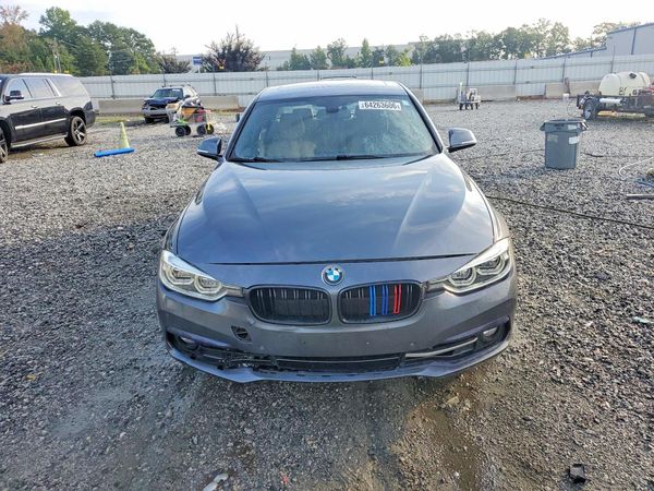 2018 BMW 330