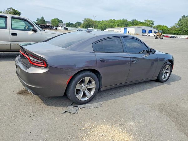 2016 DODGE CHARGER SXT