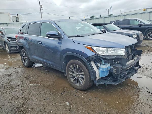 2019 TOYOTA HIGHLANDER SE/XLE