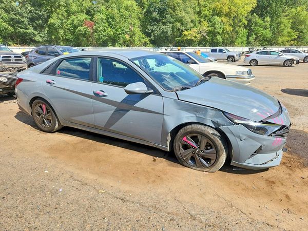 2021 HYUNDAI ELANTRA