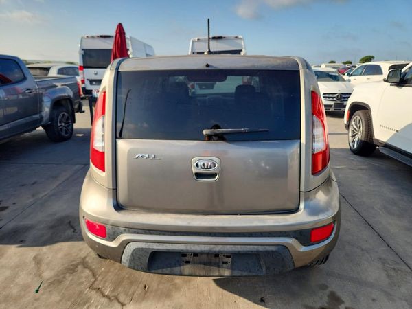 2012 KIA SOUL GL