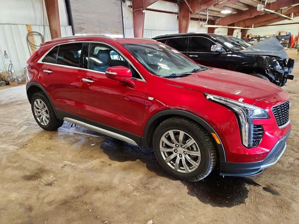 2021 CADILLAC XT4 Premium Luxury