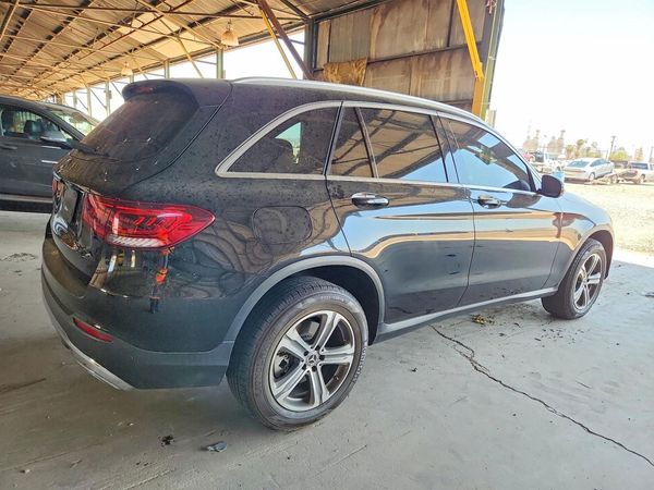 2020 MERCEDES-BENZ GLC GLC300