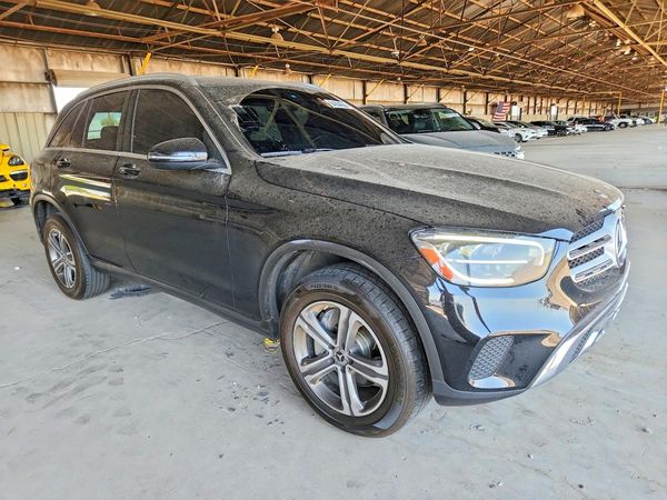 2020 MERCEDES-BENZ GLC GLC300