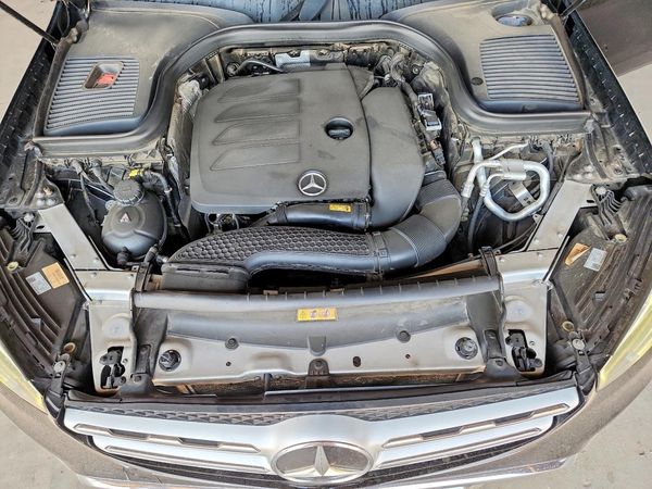 2020 MERCEDES-BENZ GLC GLC300