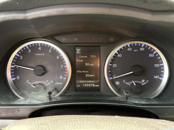 2017 TOYOTA HIGHLANDER LE/LE Plus