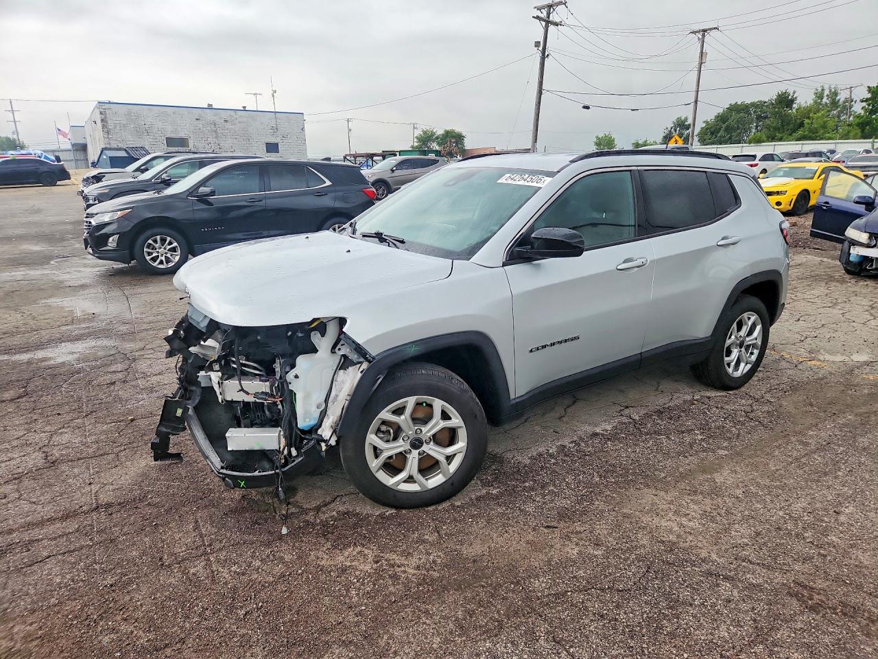 2025 JEEP COMPASS North, Latitude — Front 3/4