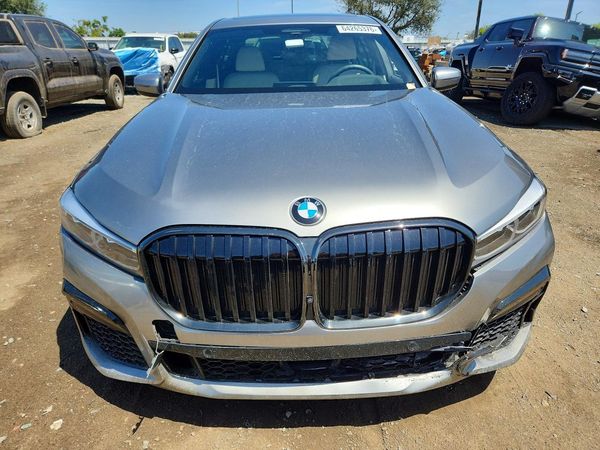 2022 BMW 750 xDrive