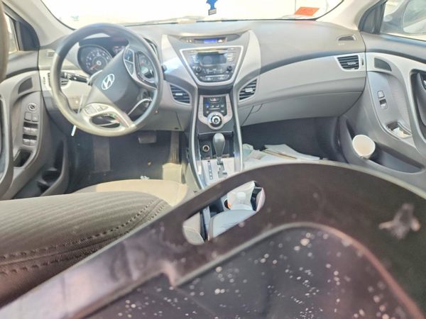 2013 HYUNDAI ELANTRA