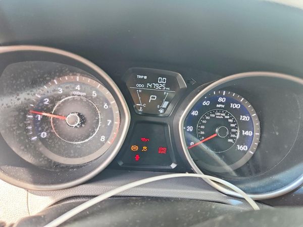 2013 HYUNDAI ELANTRA