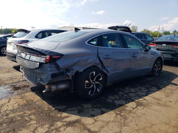 2025 HYUNDAI SONATA