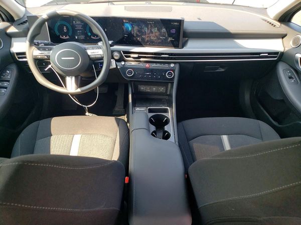 2025 HYUNDAI SONATA