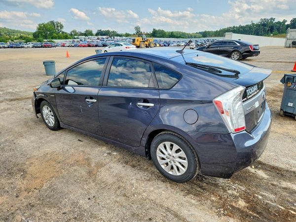 2014 TOYOTA PRIUS