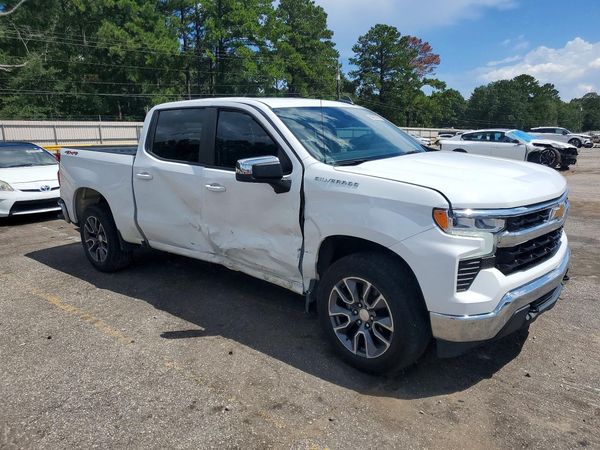 2022 CHEVROLET SILVERADO LT