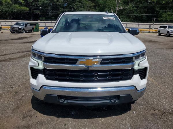 2022 CHEVROLET SILVERADO LT