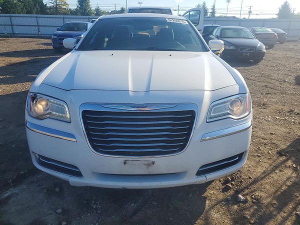 2014 CHRYSLER 300