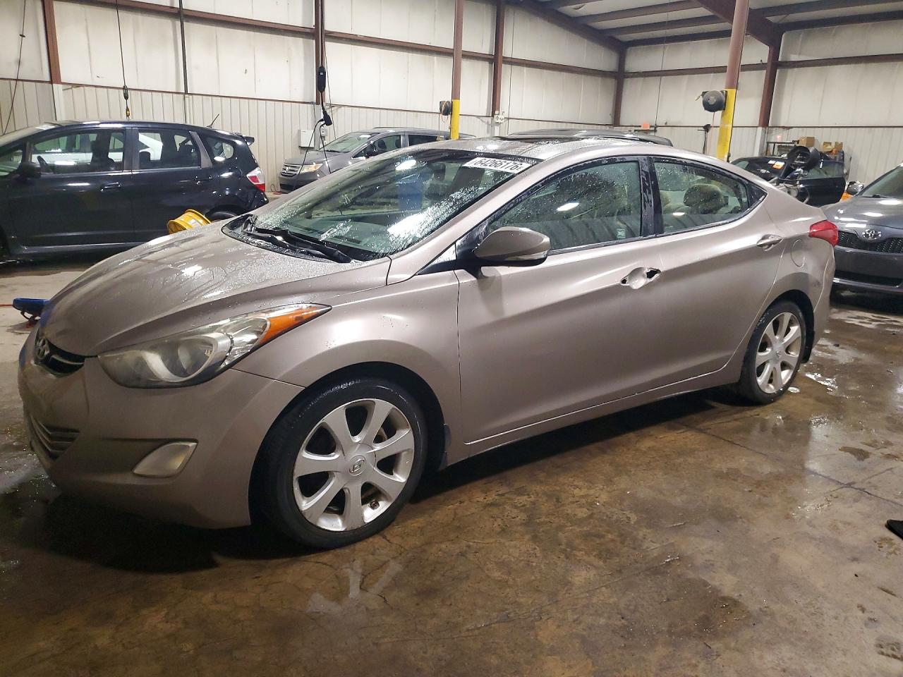 2012 HYUNDAI ELANTRA
