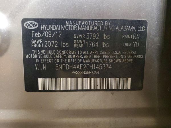 2012 HYUNDAI ELANTRA