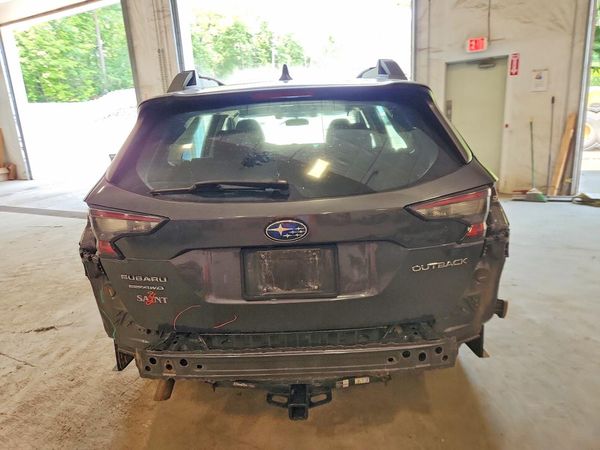 2021 SUBARU OUTBACK Base