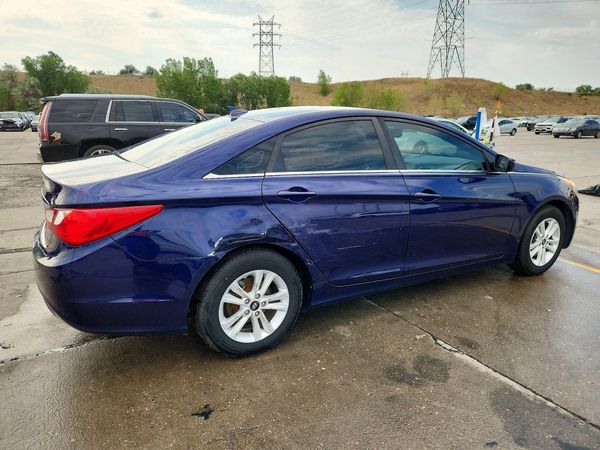 2013 HYUNDAI SONATA