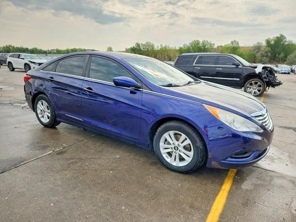 2013 HYUNDAI SONATA