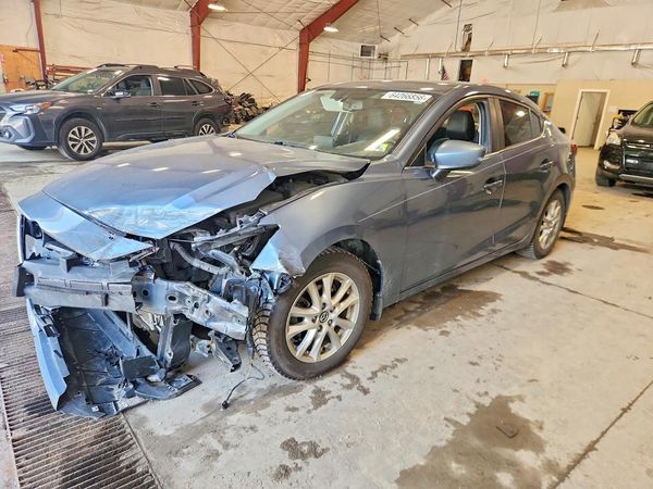 2016 MAZDA 3 SE