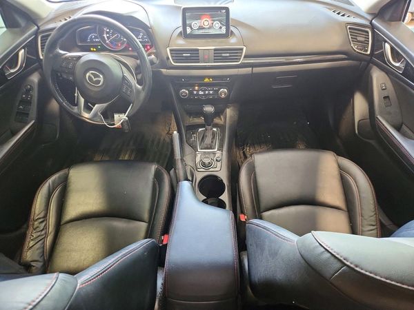 2016 MAZDA 3 SE