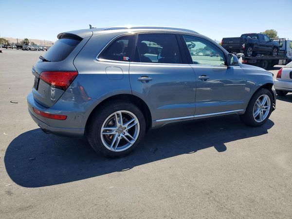 2013 AUDI Q5 Premium Plus