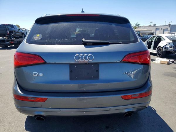 2013 AUDI Q5 Premium Plus