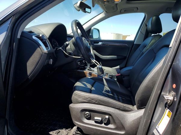 2013 AUDI Q5 Premium Plus