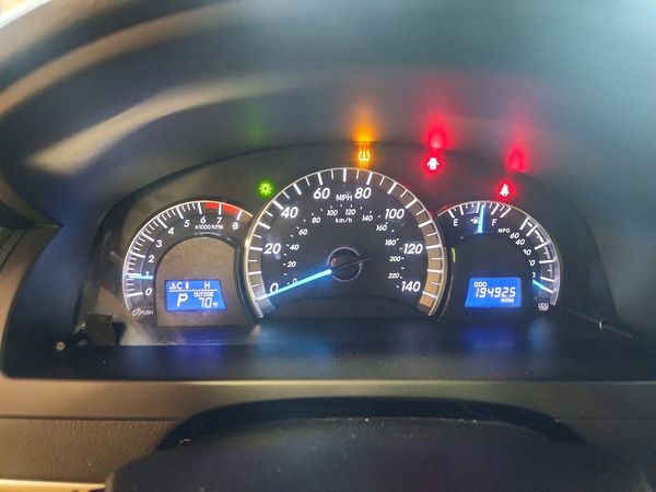 2012 TOYOTA CAMRY