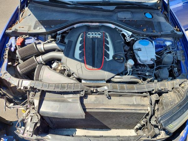 2016 AUDI S6