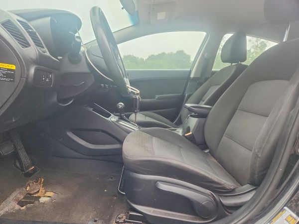 2015 KIA FORTE
