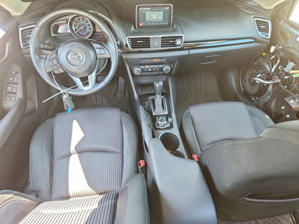 2015 MAZDA 3 Touring/GS