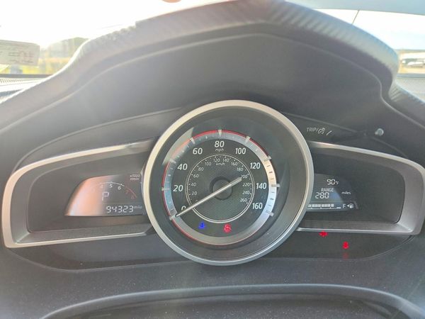 2015 MAZDA 3 Touring/GS