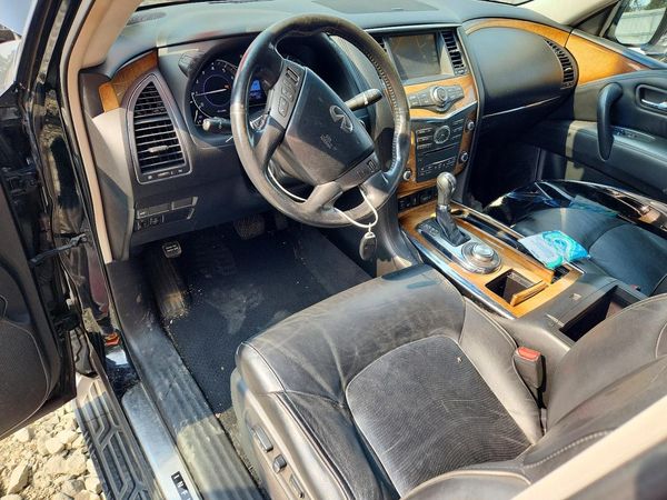 2014 INFINITI QX80