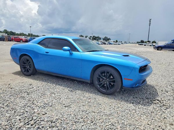 2016 DODGE CHALLENGER SXT