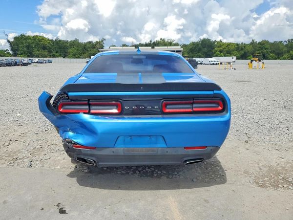 2016 DODGE CHALLENGER SXT