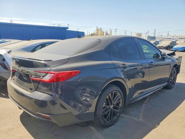 2026 TOYOTA CAMRY