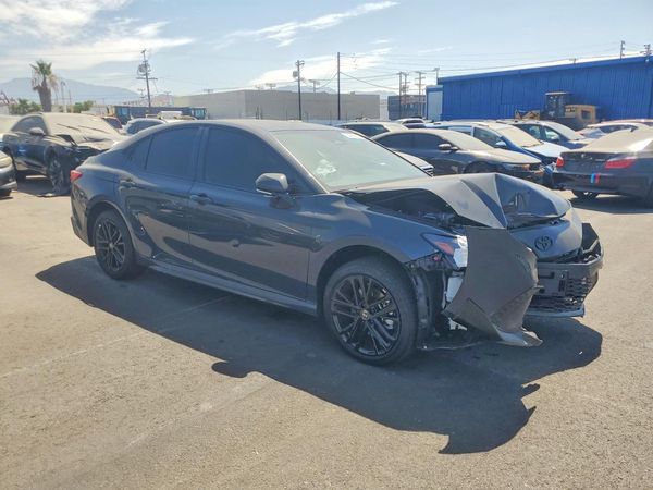2026 TOYOTA CAMRY
