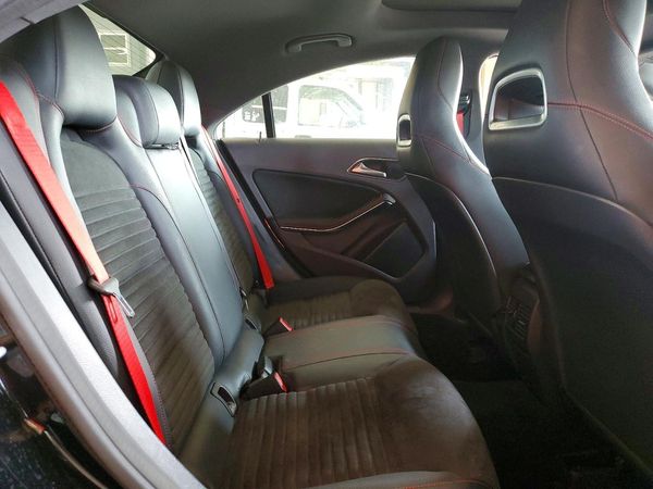 2014 MERCEDES-BENZ CLA CLA45 AMG Base